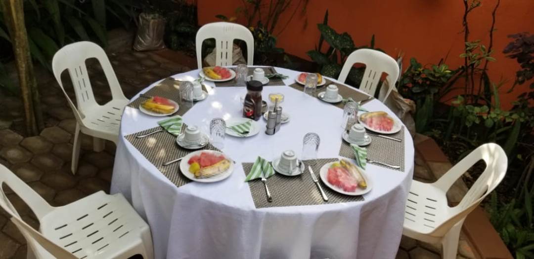 Table setup photo Victorian Holiday Villa Jinja, Uganda Eastern Region