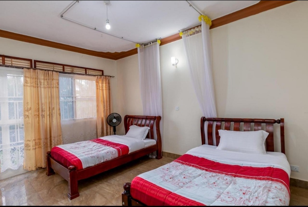 Standard Twin Bedroom Photo Airport Side Hotel Entebbe, Uganda Central Region