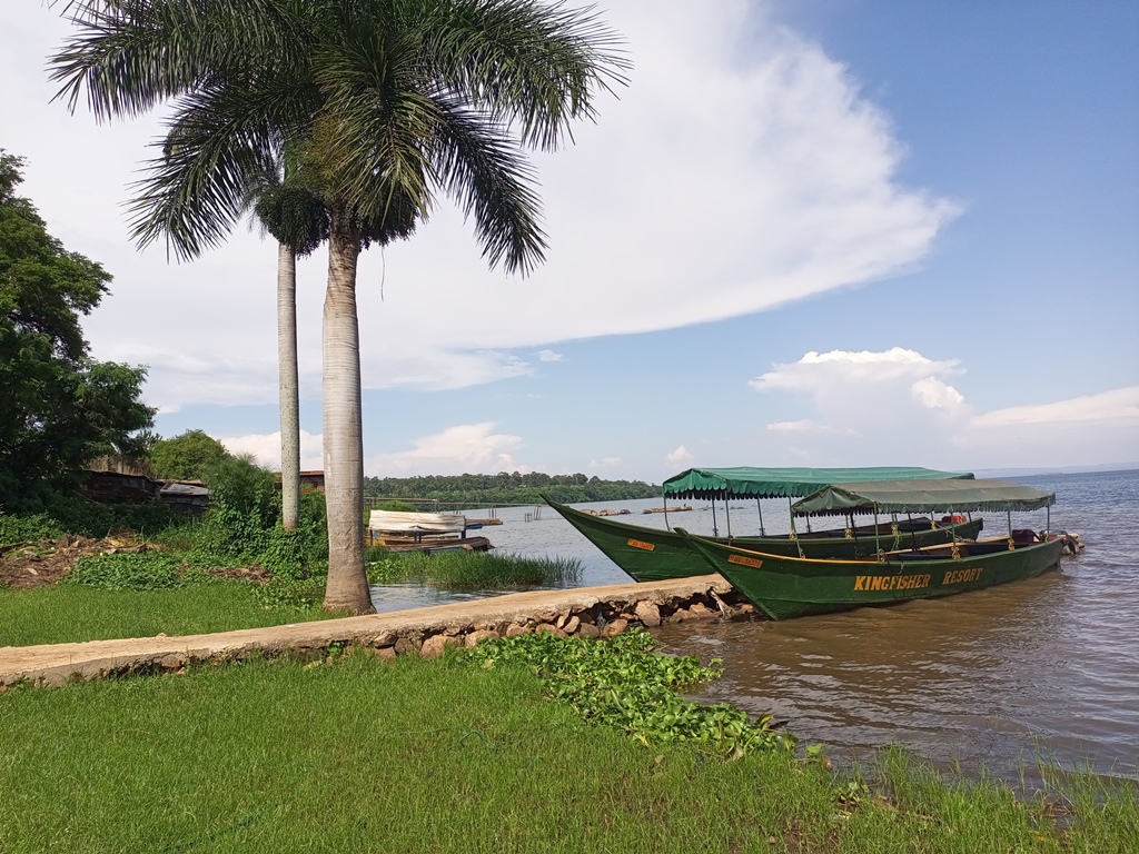 Beach Photo Kingfisher Safaris Resort Hotel - Hotels | Jinja, Uganda Eastern Region