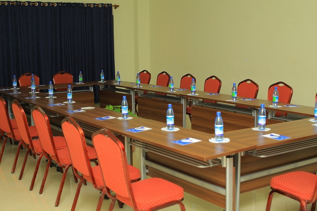 Conference Hall Photo Holiday Express Hotel Kampala, Uganda Central Region