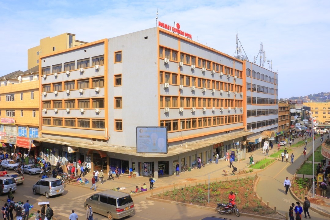 Property Exterior Photo Holiday Express Hotel Kampala, Uganda Central Region