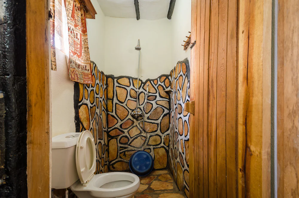 Bathroom Photo Kingfisher Safaris Resort Hotel - Hotels | Jinja, Uganda Eastern Region 1