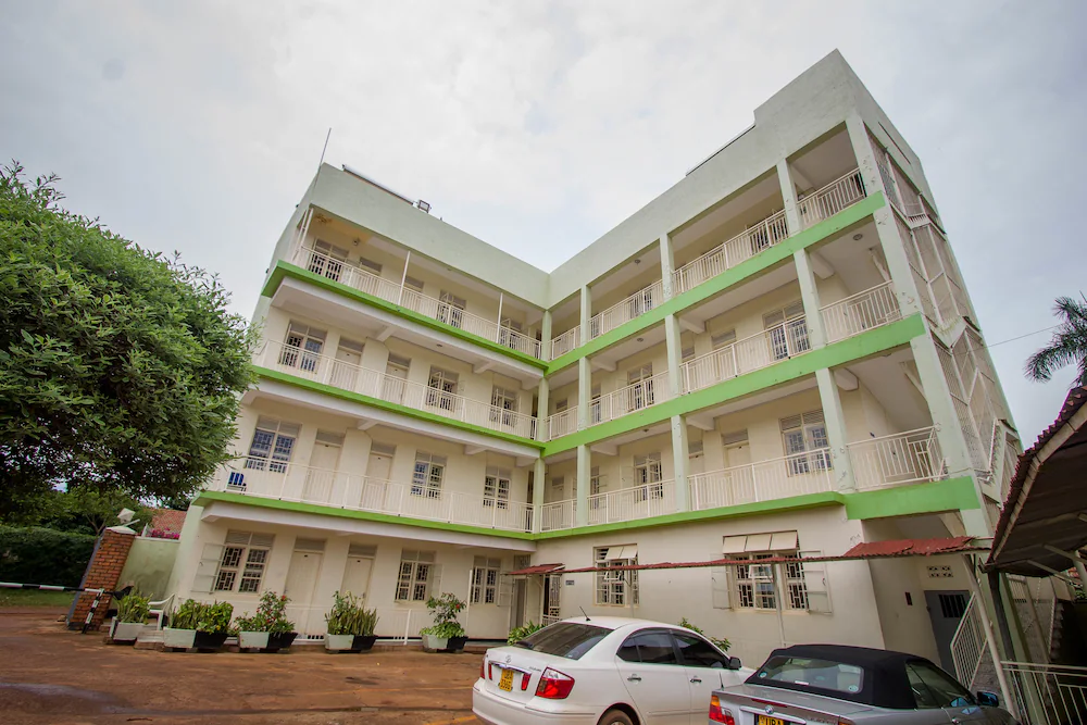 Property Exterior Photo Emirina Travel Hotel - Hotels | Jinja, Uganda Eastern Region 1