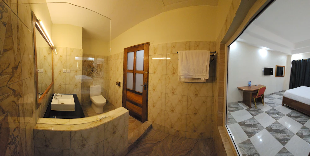 Bathroom Photo Pulickal Heights Hotel Entebbe, Uganda Central Region