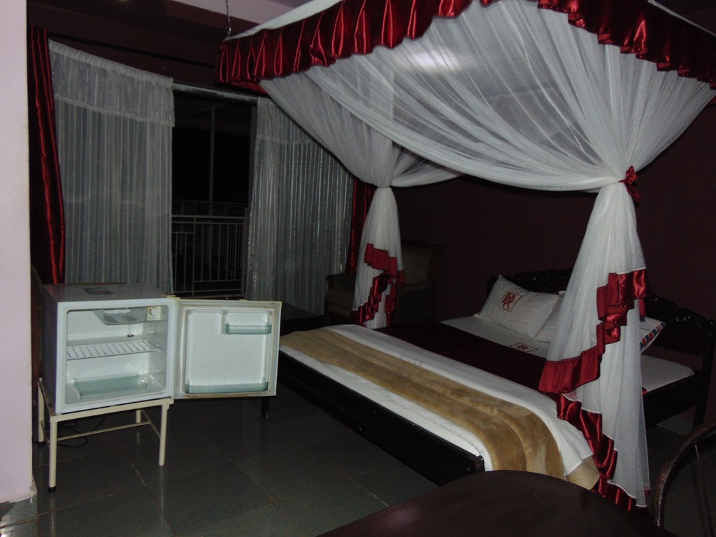 King Suite Bedroom Photo Brisk Recreation Hotel Triangle, Jinja Uganda Eastern Region 1