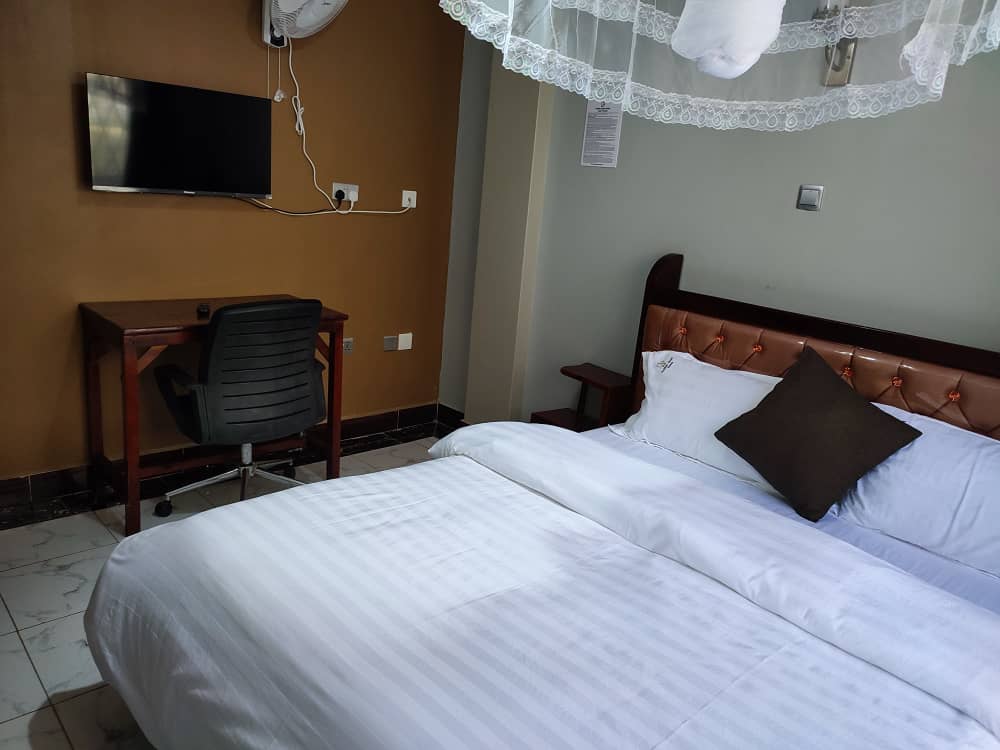 Deluxe Double Bedroom Photo Golden Quest Hotel Entebbe, Uganda Central Region