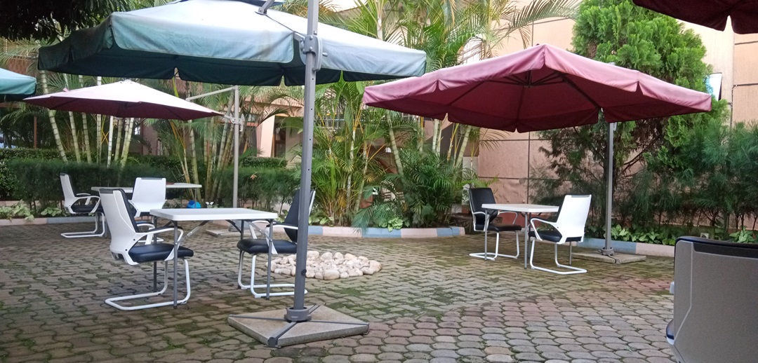 Outdoor sitting area Photo Super Paradise Hotel Kampala, Uganda Central Region