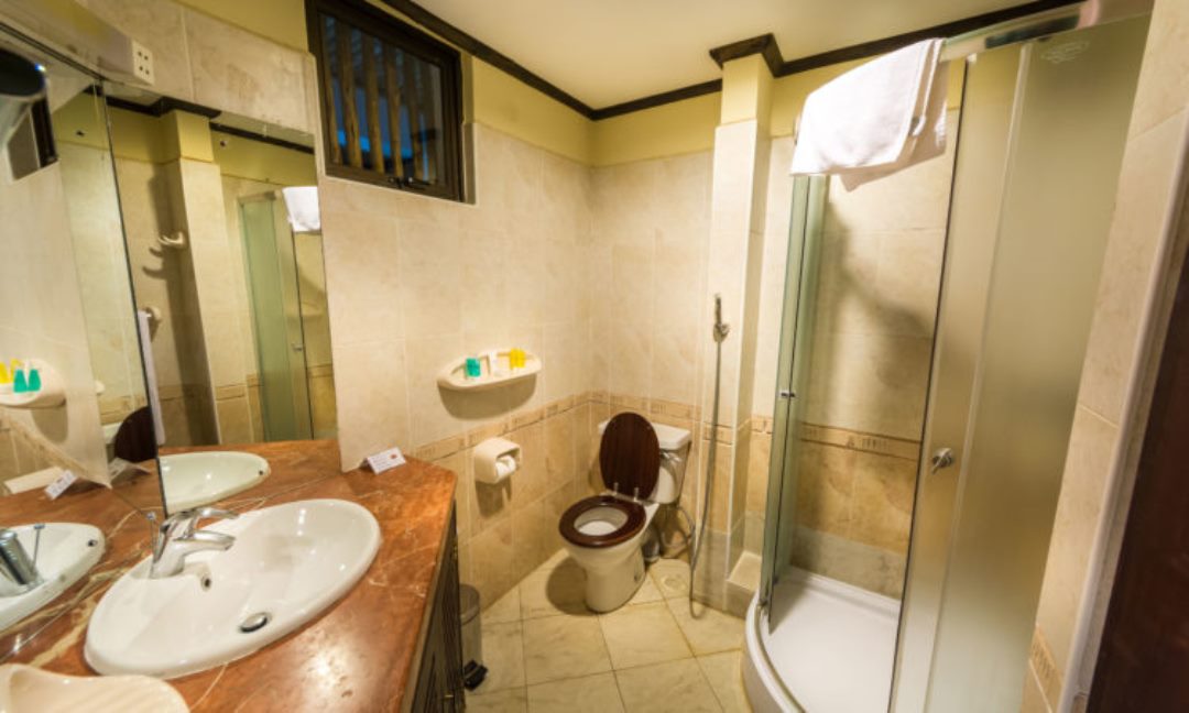 Bathroom Photo Cassia Lodge Kampala, Uganda Central Region