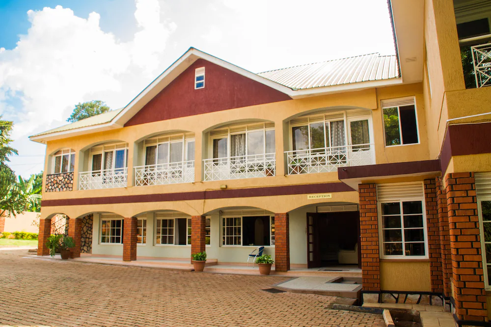 Property Exterior Photo Jinja Safari Hotel, Uganda Eastern Region