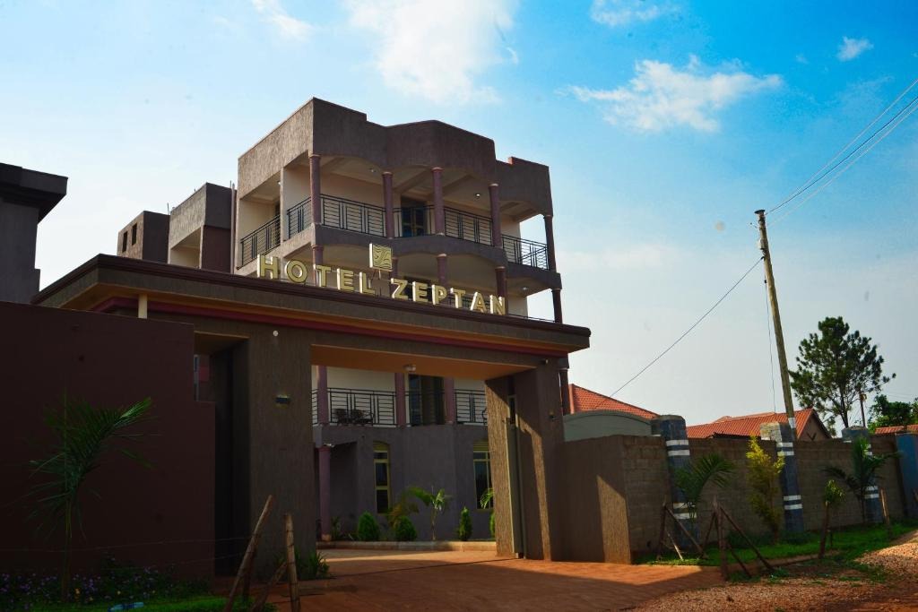 Property Exterior Photo Hotel Zeptan Jinja Eastern Region