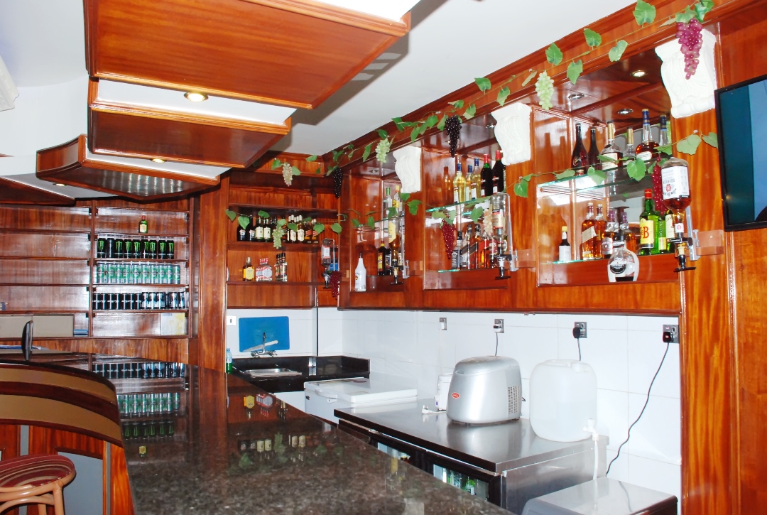 Bar Photo Tick Hotel Kawempe, Kampala - Uganda Central Region