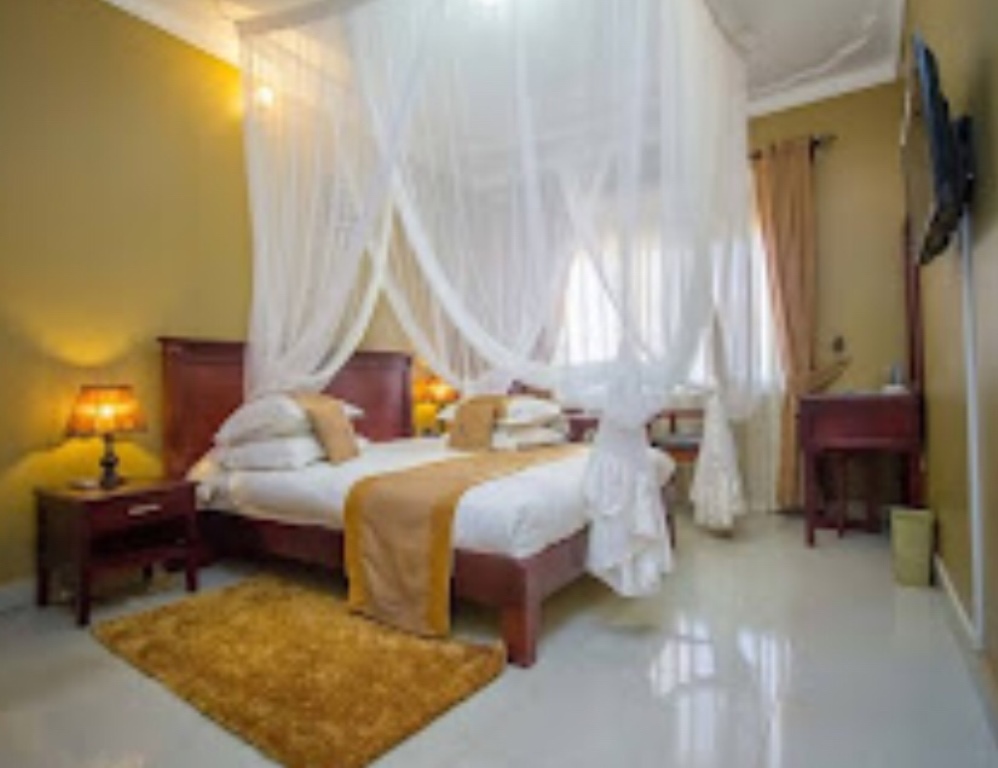 Standard Double Bedroom Photo Sapphire Hotel Entebbe, Uganda Central Region 1