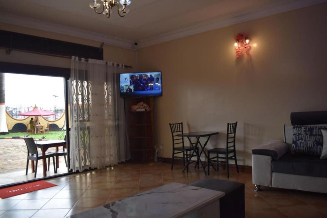Living area Photo 7 Days Hotel Entebbe, Uganda Central Region