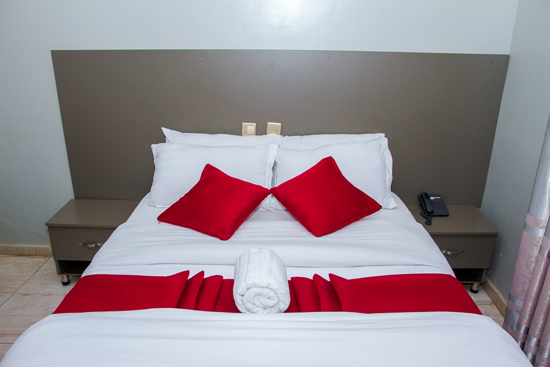 Double Bedroom Photo Hotel D'lykerz Kampala - Uganda Central Region 2