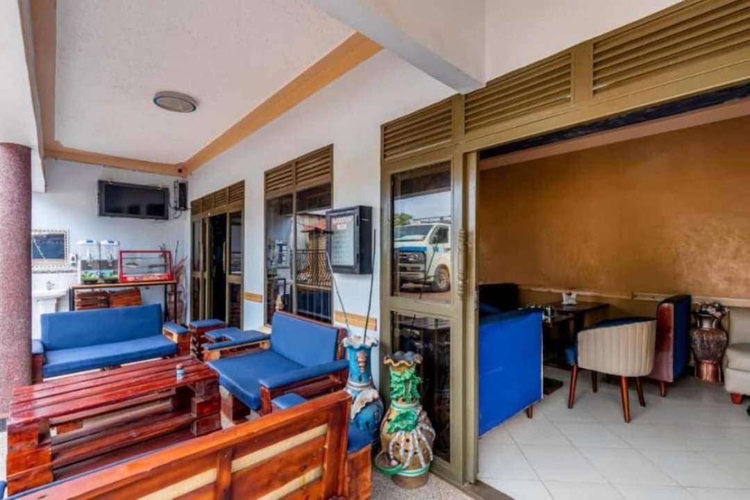 Restaurant Photo Haber Motel Enterprise Ltd Entebbe, Uganda Central Region 2