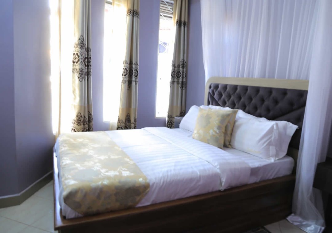 Deluxe Double Bedroom Photo BK Suites Hotel Kampala - Uganda Central Region