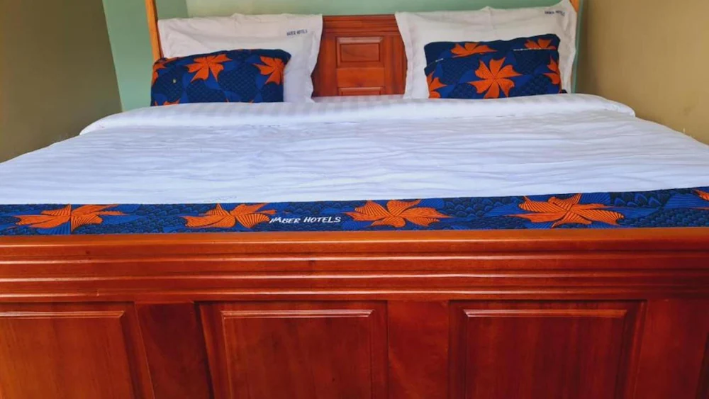 Budget Double Bedroom Photo Haber Motel Enterprise Ltd Entebbe, Uganda Central Region !