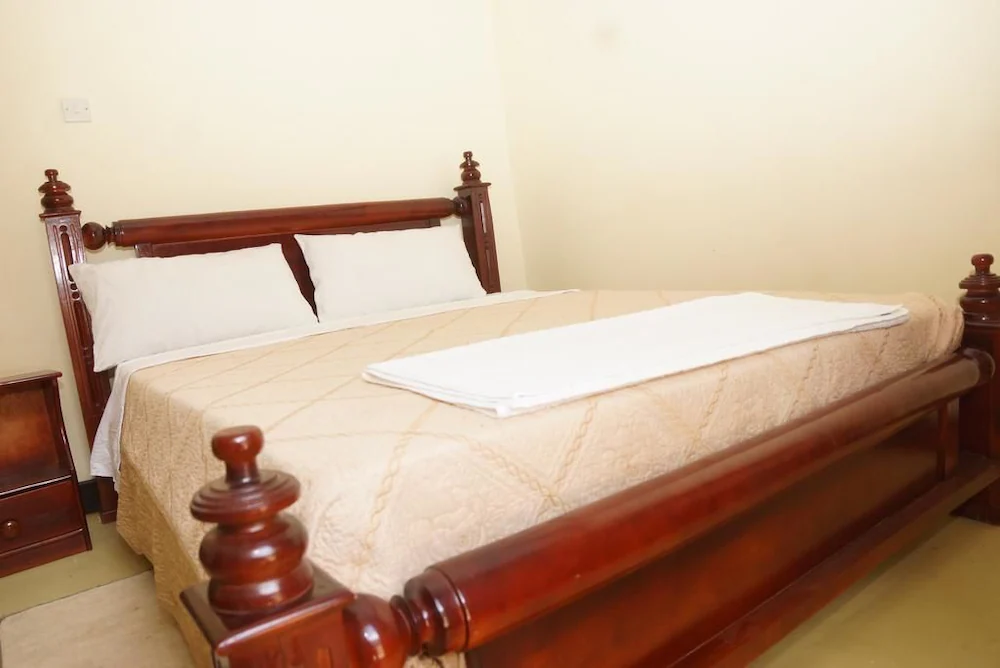 Budget Double Bedroom Photo Milano Hotel Kampala - Uganda Central Region