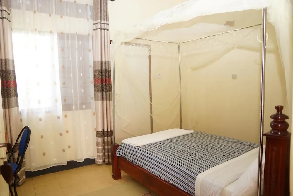 Budget single Bedroom Photo Milano Hotel Kampala - Uganda Central Region