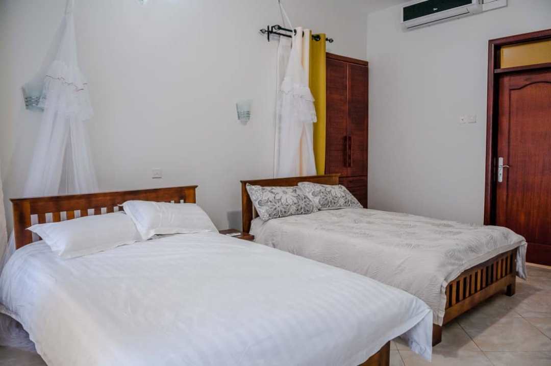 Twin Bedroom Photo The Pearl Cottages Kampala Uganda Central Region 1