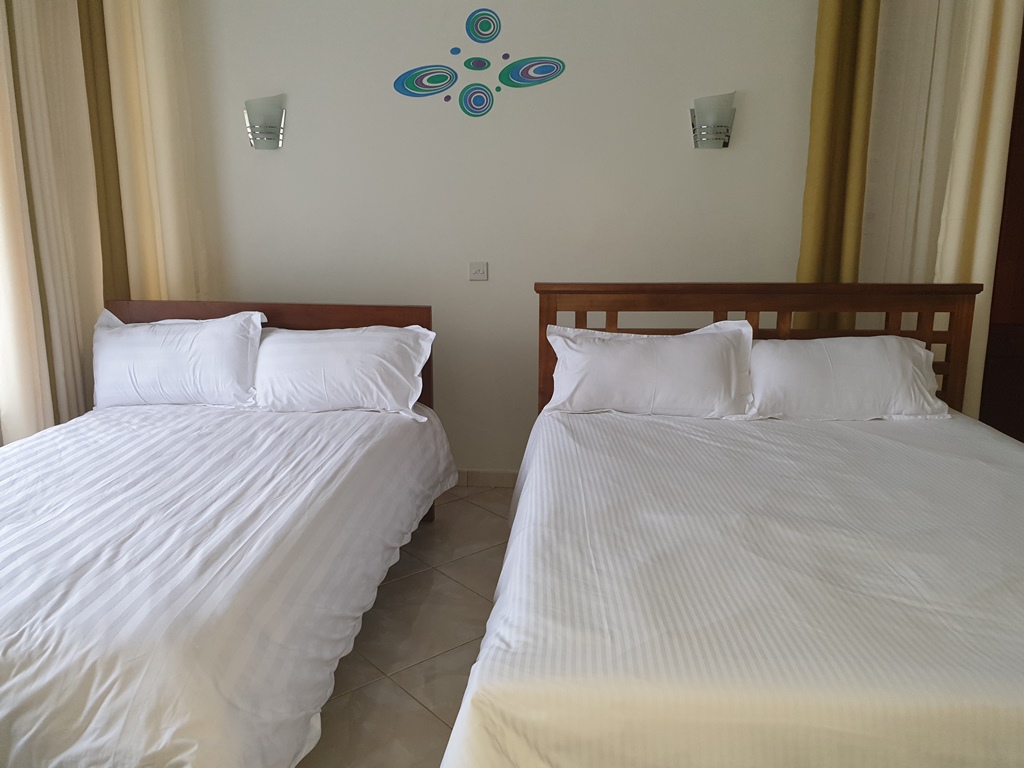 Twin Bedroom Photo The Pearl Cottages Kampala Uganda Central Region