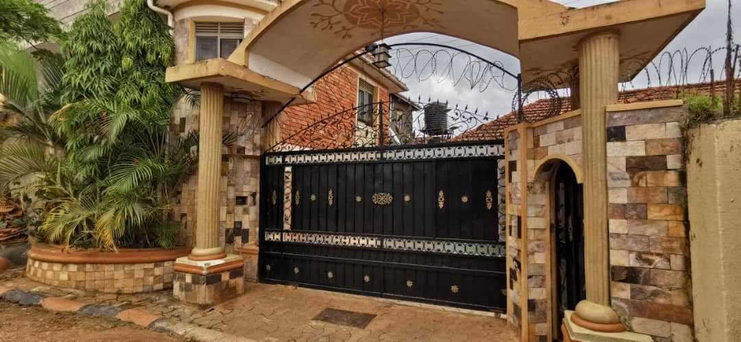 Entrance Photo Albert Suites & Apartments Entebbe, Uganda Central Region