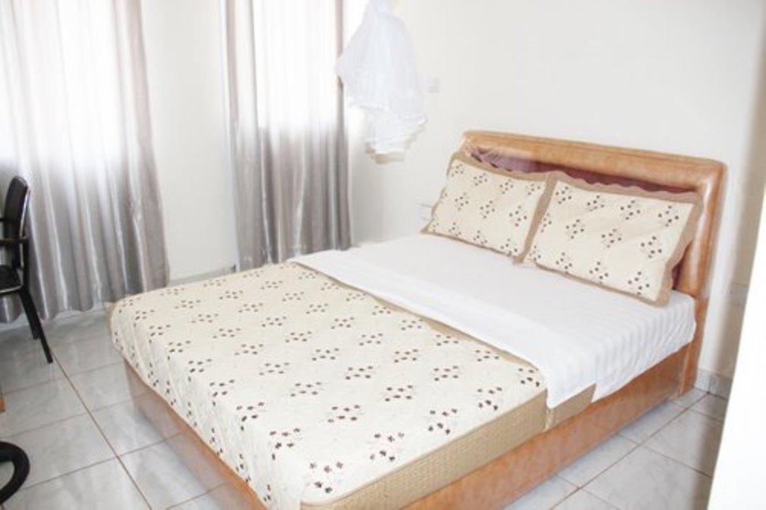 Double Bedroom Photo Hotel Top Five Kampala Uganda Central Region