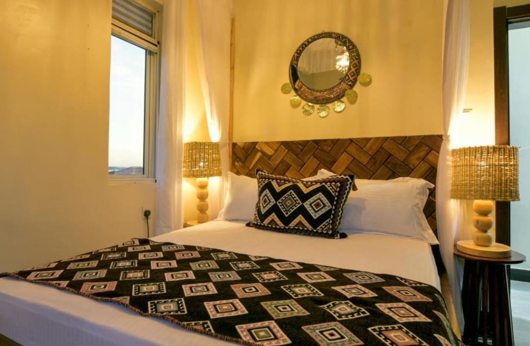Deluxe Bedroom Photo Hotel 256 Kampala, Kigo, Uganda Central Region 2