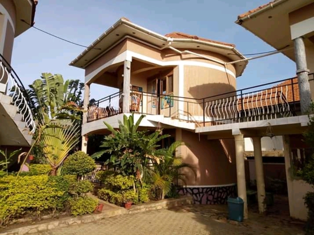 Property Exterior Photo Pacific Cottages and Guest House Jinja, Uganda Central Region