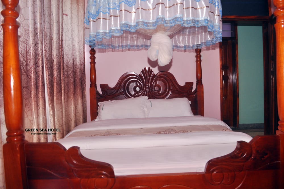 Double Bedroom Photo Green Sea Hotel Kalangala, Uganda Central Region