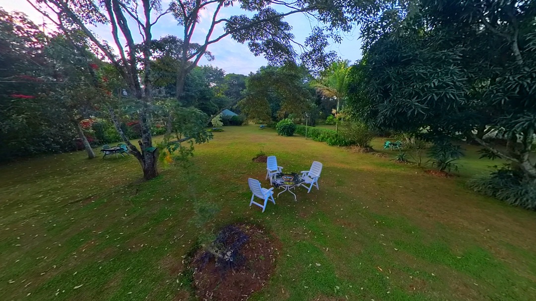 Outdoor Gardens Restaurant Photo Philo Leisure Gardens Kalangala Uganda Central Region