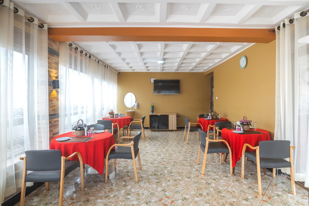 Restaurant Photo Governors Hotel Ltd - Mukono Uganda Central Region