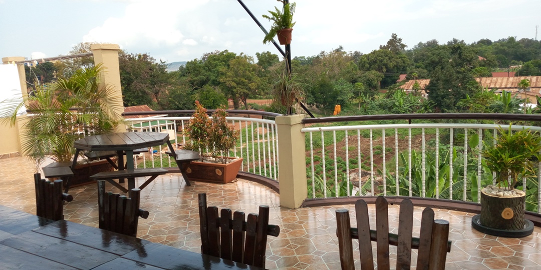 Terrace Restaurant Photo Monte Cristo Resort Hotel Jinja, Uganda Central Region 1