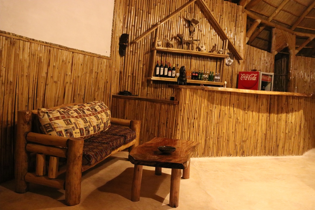 Bar Photo Murchison Falls Bamboo Village Lodge, Uganda North Western Region