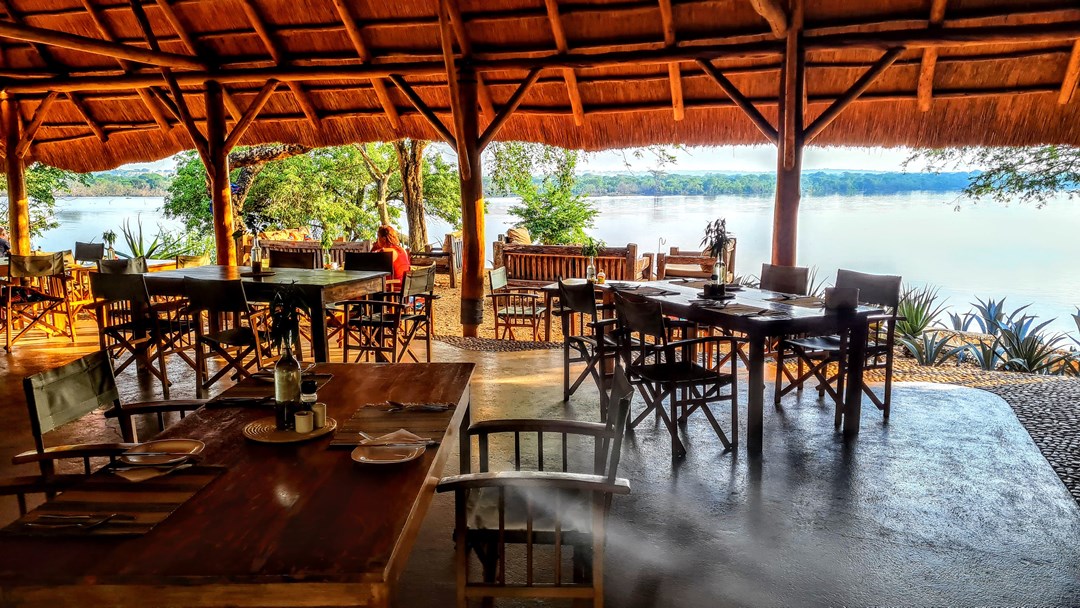 Restaurant interior Photo Murchison River Lodge, Uganda North Western Region