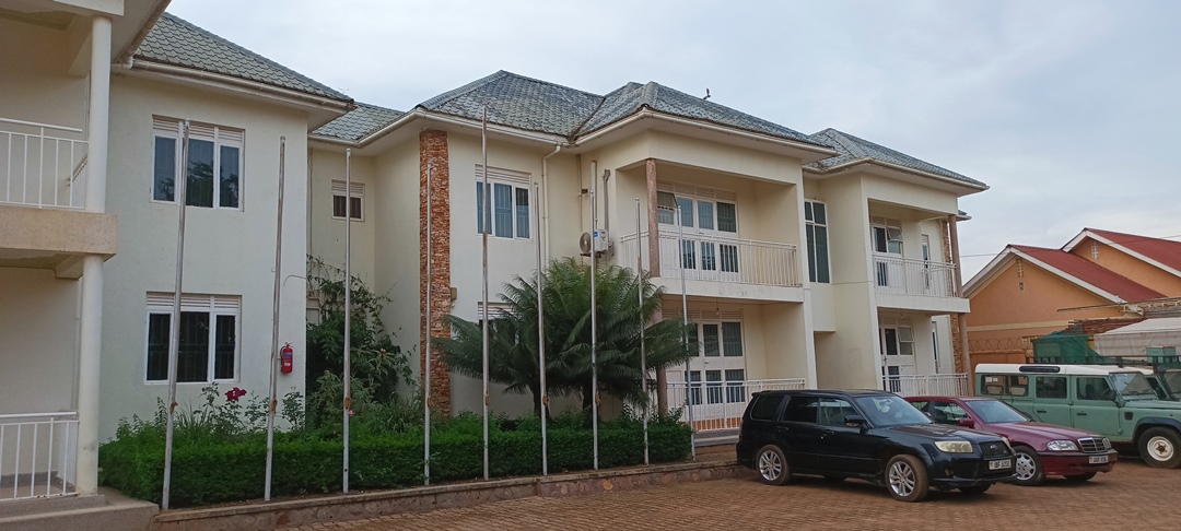 Property Exterior Photo Hotel Alvers Mukono, Uganda Central Region 1