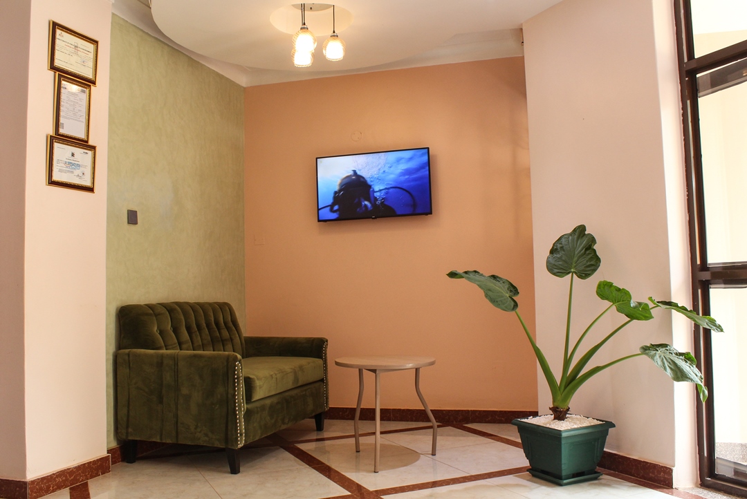 Lobby Photo Excelsis Garden Hotel - Hotels | Kampala, Uganda Central Region 1