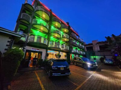 Property Exterior Photo Monte Cristo Resort Hotel Jinja, Uganda Central Region