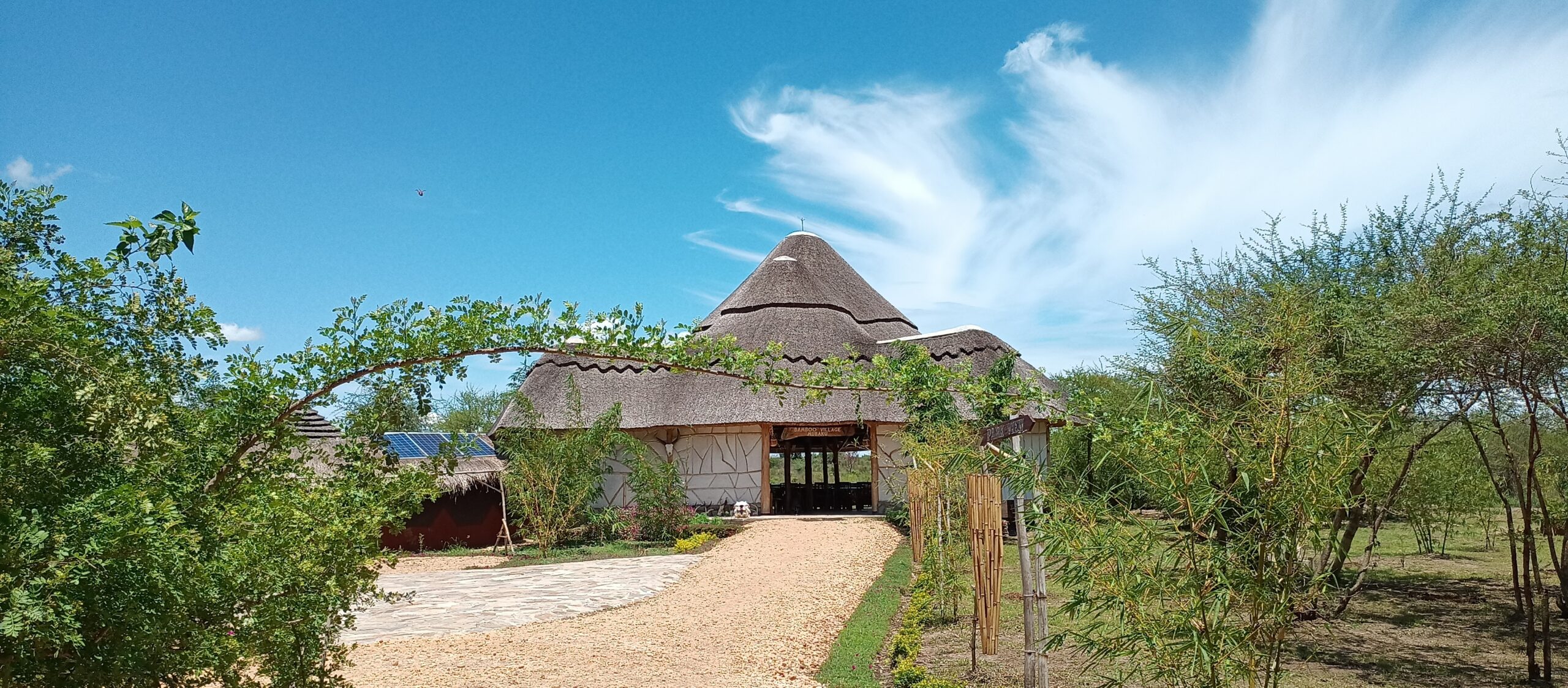 Property Exterior Photo Murchison Falls Bamboo Village Lodge, Uganda North Western Region