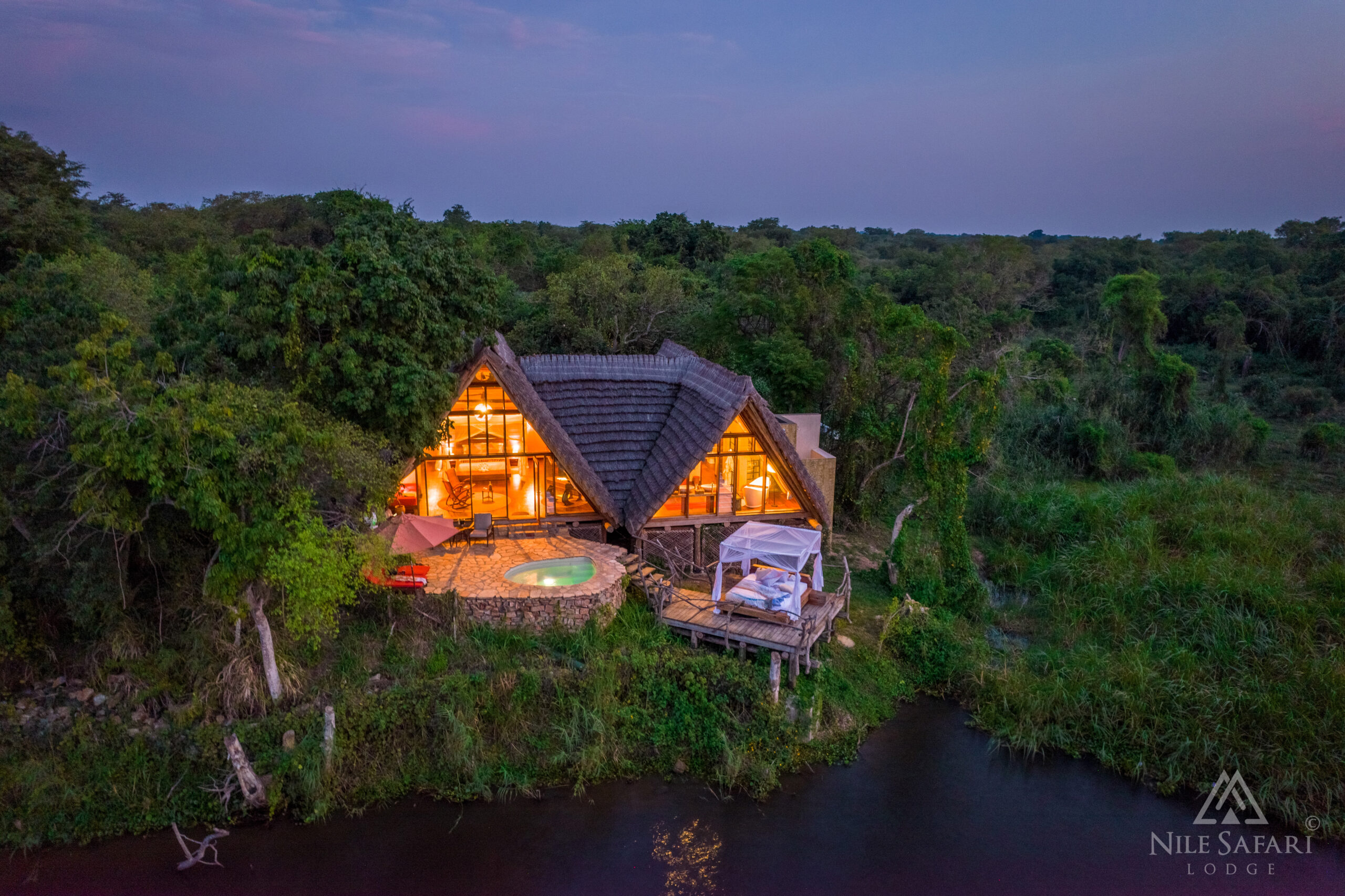 Property Exterior Photo Nile Safari Lodge, Uganda North Western Region 1