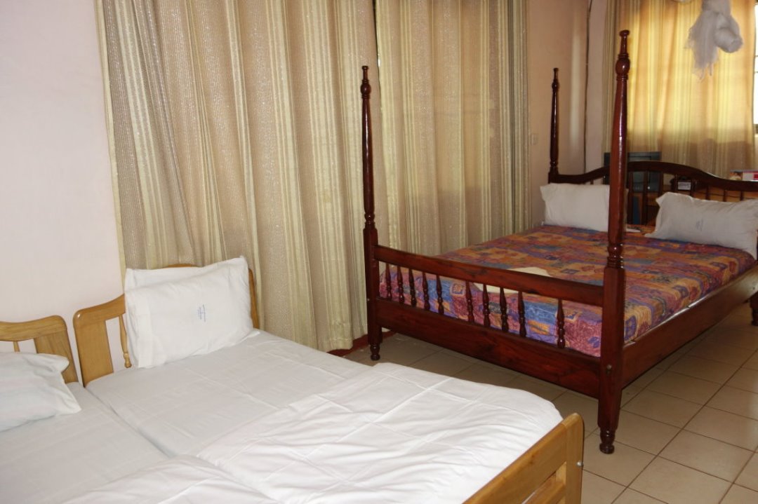 Standard Twin Bedroom Photo Satellite Hotel Kampala - Hotel Kampala,Uganda Central Region