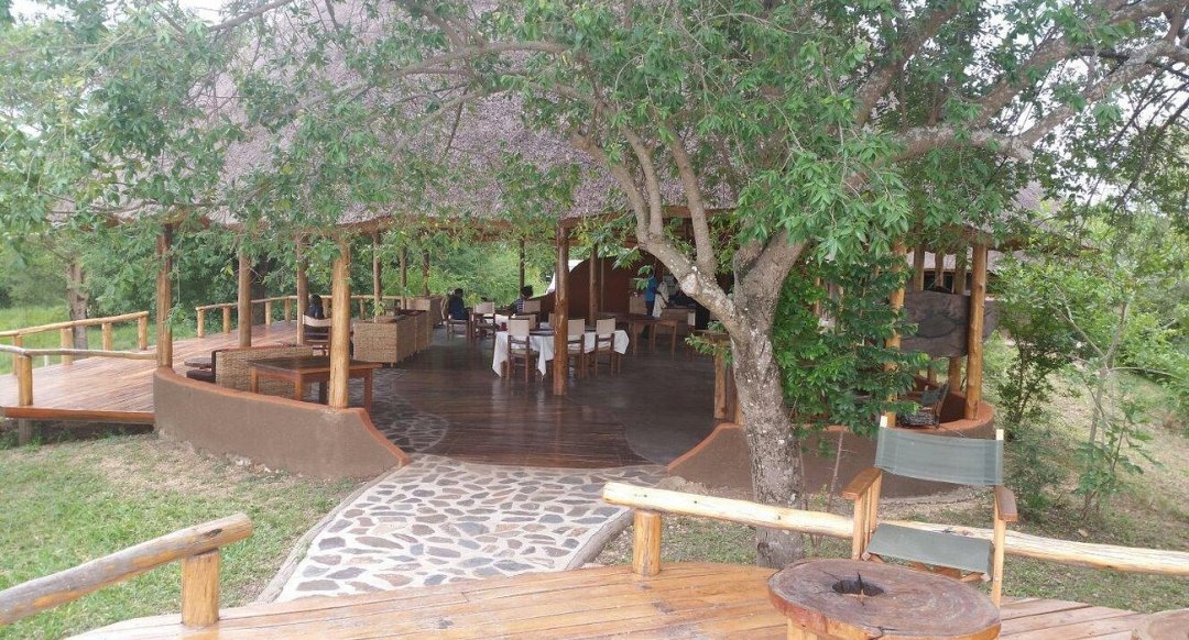 Restaurant Photo Kabalega Wilderness Lodge Murchison Falls National Park, Uganda North Western Region 1