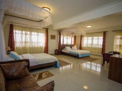 Twin Bedroom Photo Reinah Tourist Hotel Fort Portal Uganda Western Region 01