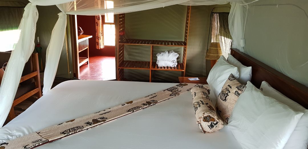 Standard chalets Bedroom Photo Amuka Safari Lodge Nakasongola Uganda Northern Western Region 3