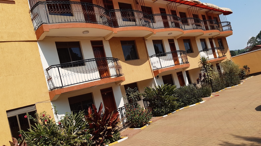 Property Exterior Photo Fort Breeze Hotel Fort Portal Uganda Western Region