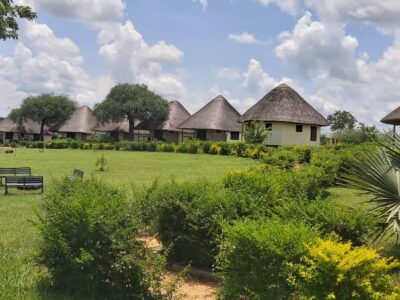 Property Exterior Photo Bar Lyec Safari Lodge Pakwach, Murchison Falls National Park Uganda Northern Western Region 1