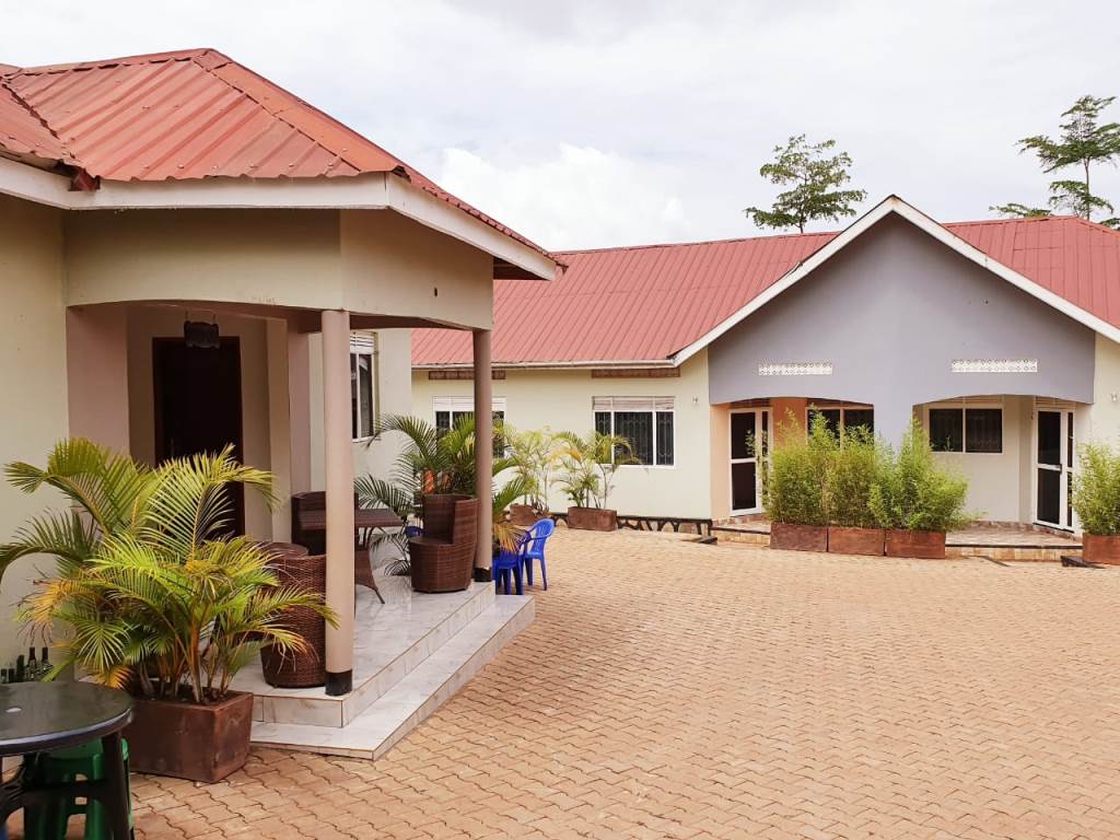 Property Exterior Photo Elementis Entebbe Guesthouse Entebbe Uganda Central Region 1