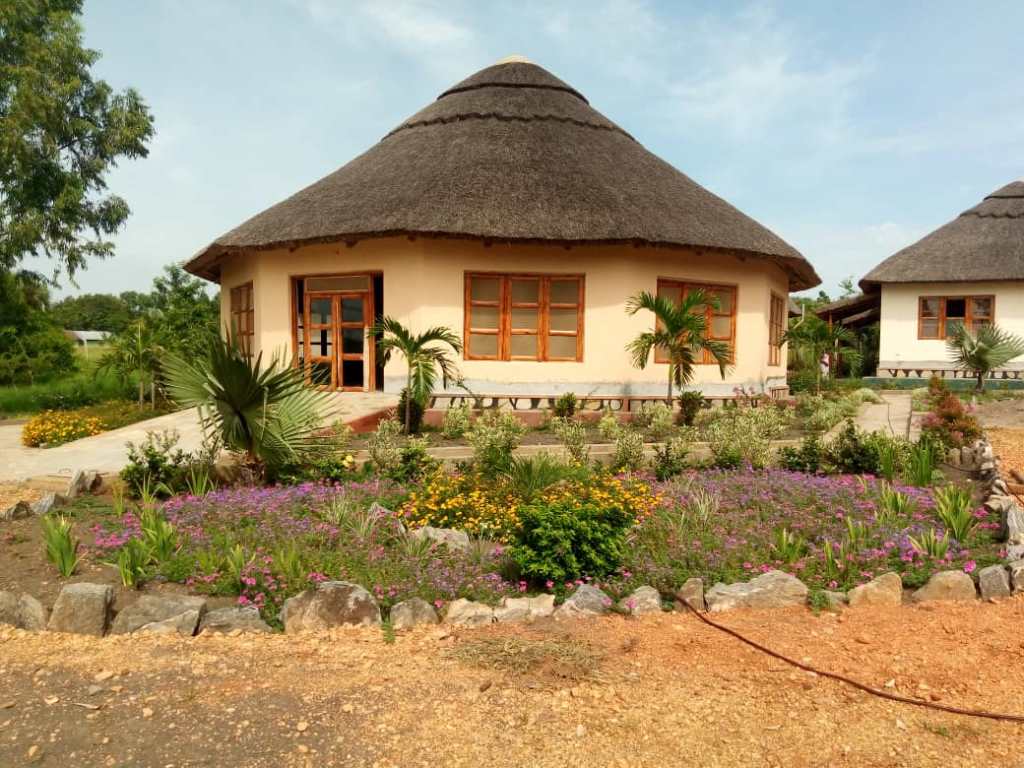 Property Exterior Photo Nile Treatz Beach Resort Pakwach Uganda NorthWestern Region