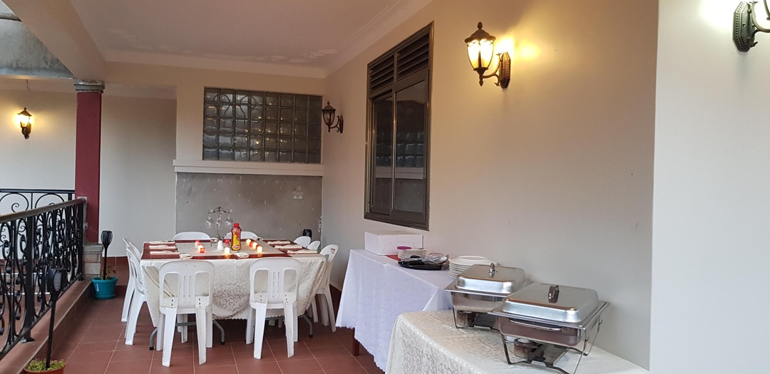 Restaurant Photo Fort-Heights Homestay, Fort Portal Uganda Western Region