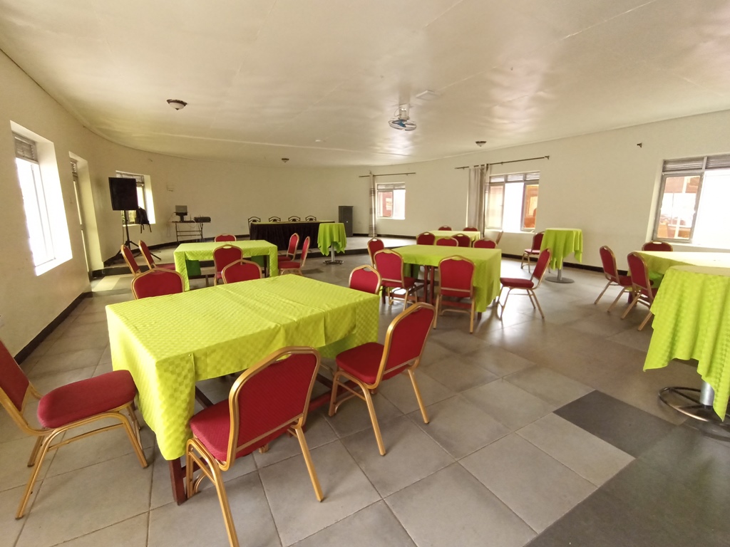 Restaurant Photo New Fort View Hotel Fort Portal Uganda Western Region